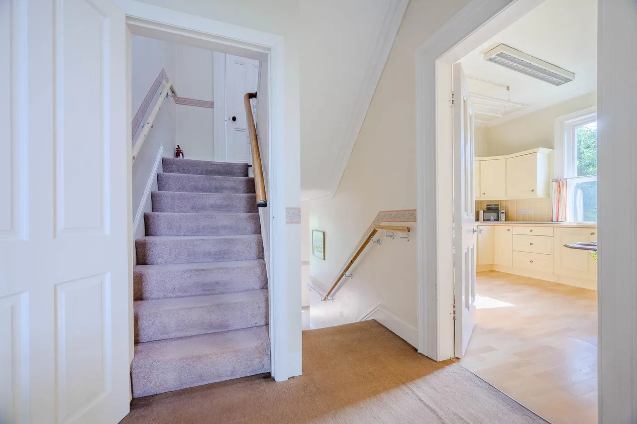 Demesne Road, holywood, BT18, photo 21