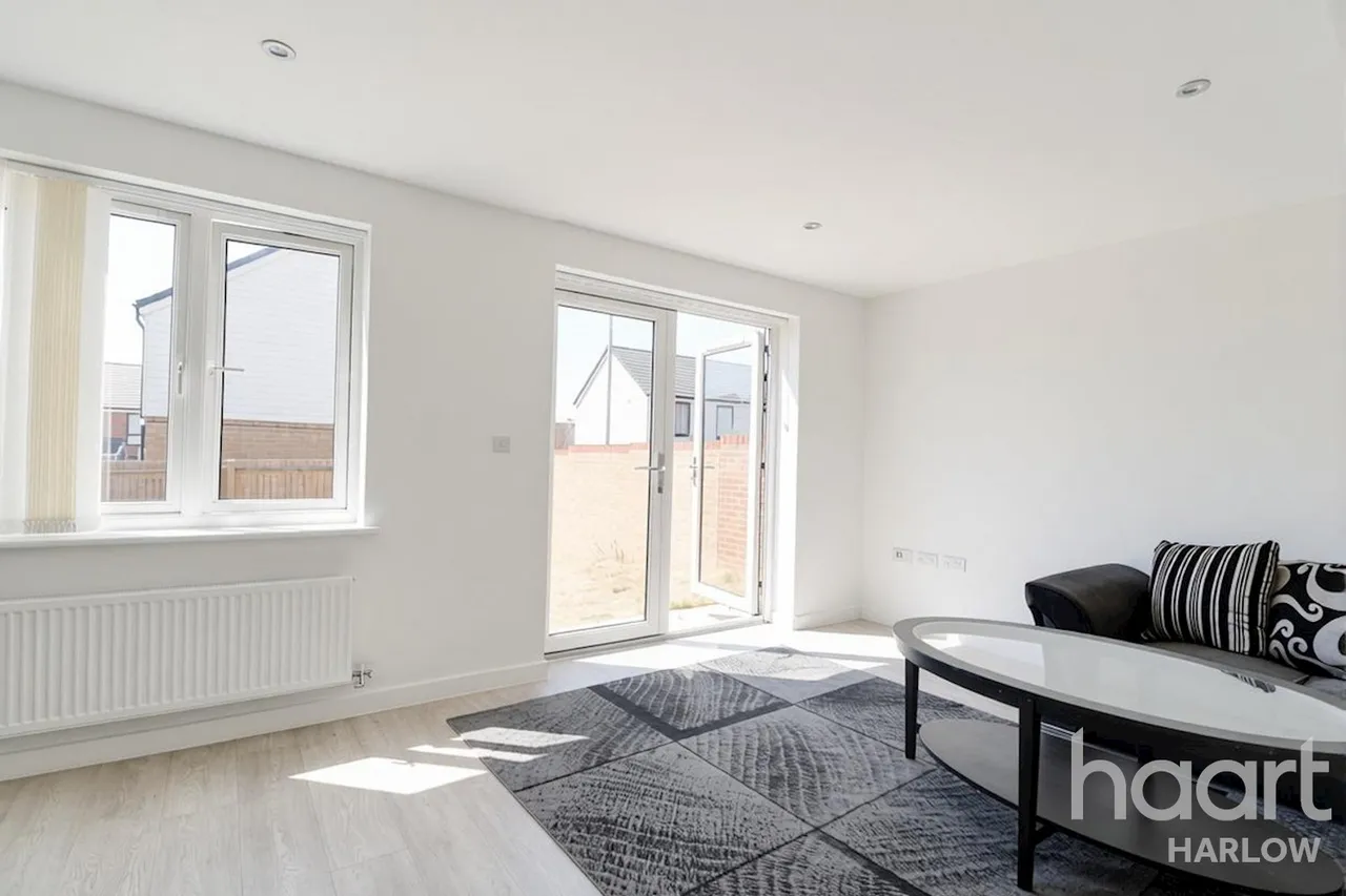 Juniper Road, Harlow, CM17, photo 8