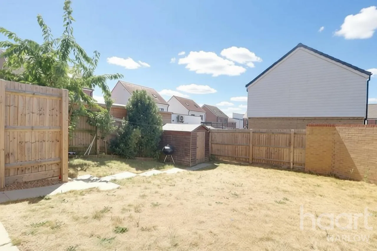 Juniper Road, Harlow, CM17, photo 5
