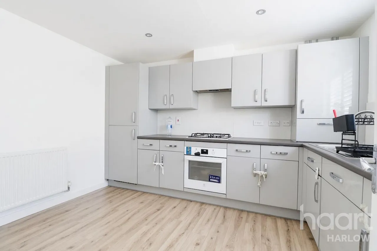 Juniper Road, Harlow, CM17, photo 9