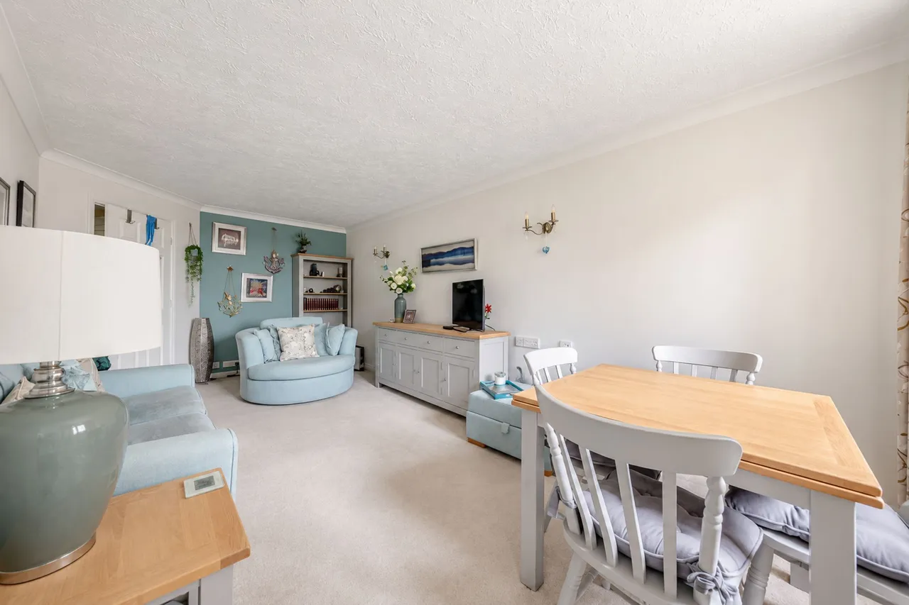 The Adelphi Cold Bath Road, Harrogate, HG2, photo 4