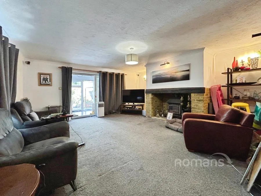 Aldershot Road, Fleet, GU51, photo 2
