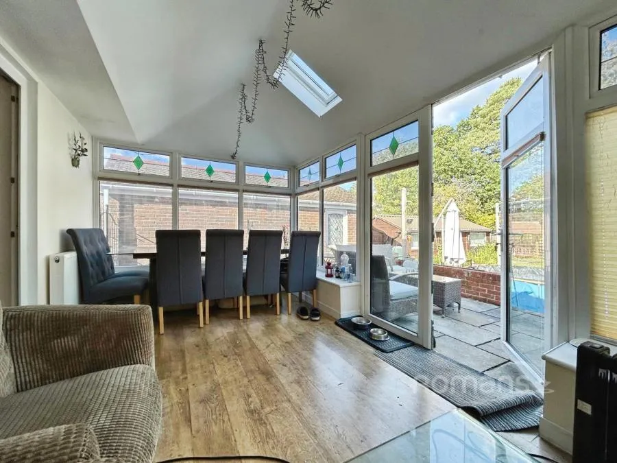 Aldershot Road, Fleet, GU51, photo 3