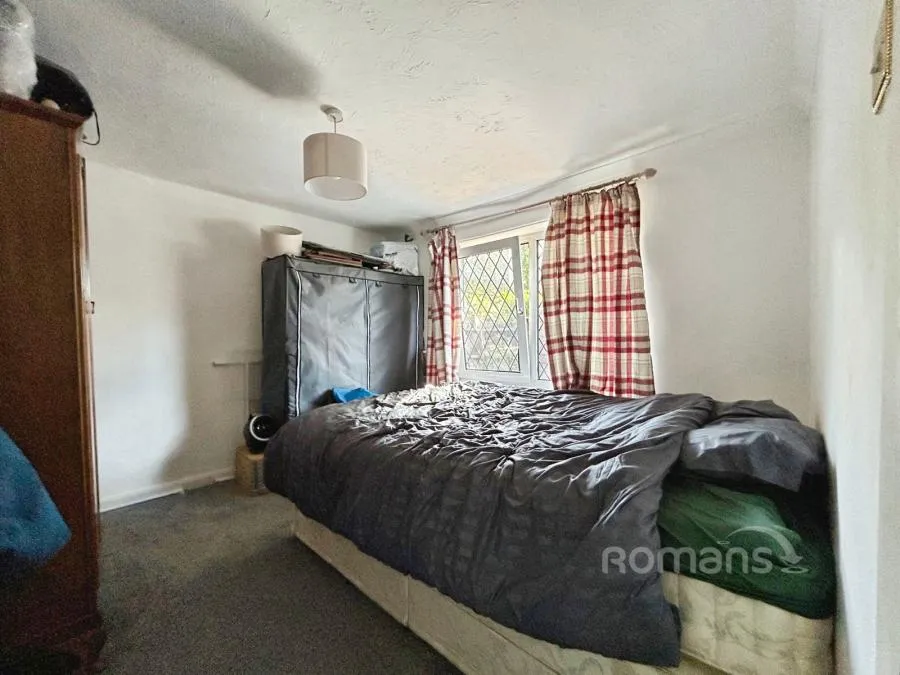 Aldershot Road, Fleet, GU51, photo 7