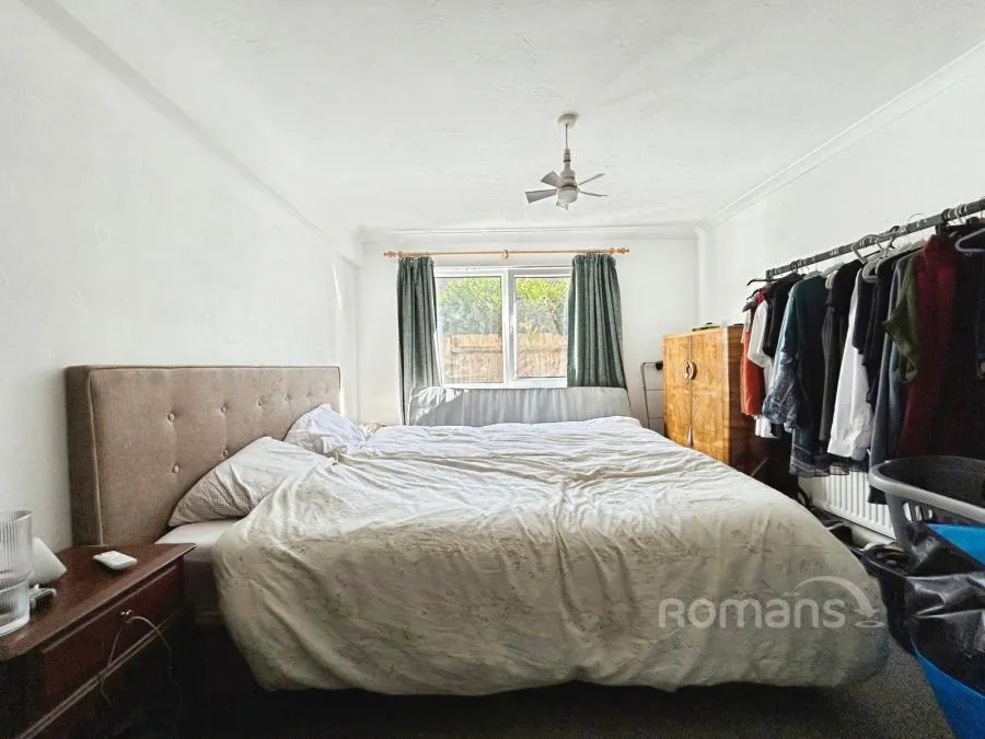 Aldershot Road, Fleet, GU51, photo 10