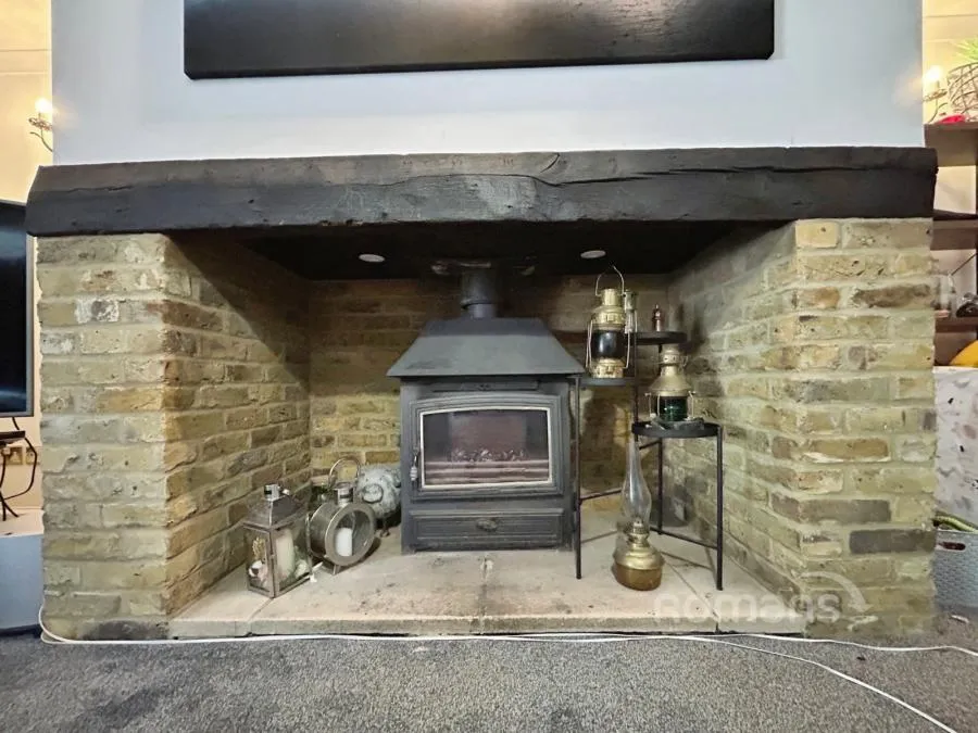 Aldershot Road, Fleet, GU51, photo 4