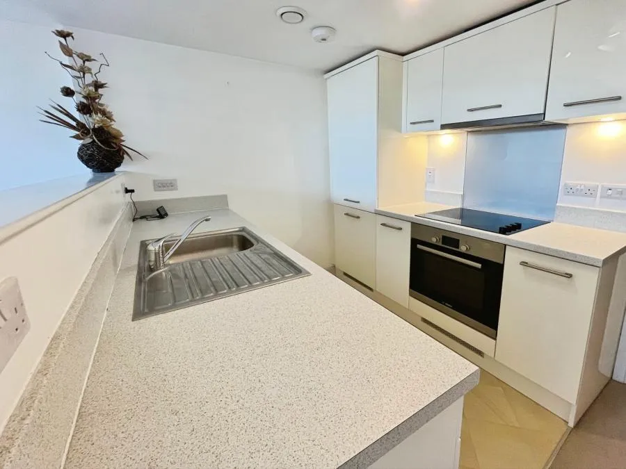 Evening Star Lane, Swindon, SN2, photo 6