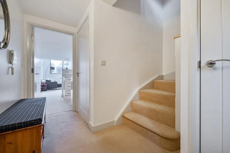 Evening Star Lane, Swindon, SN2, photo 16