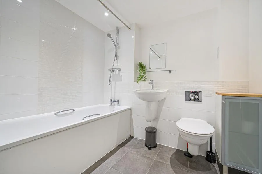 Evening Star Lane, Swindon, SN2, photo 17