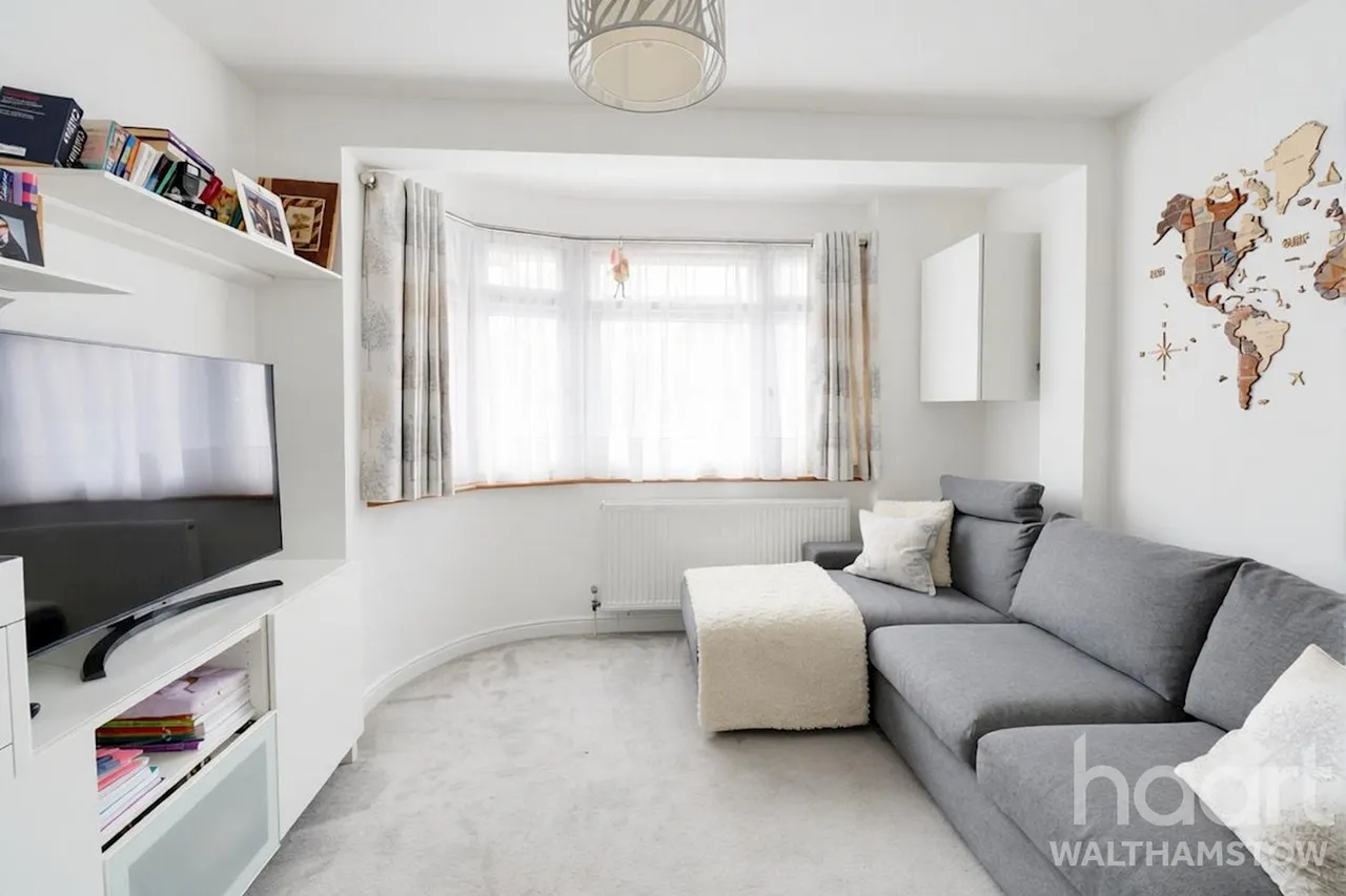 Kingsley Gardens, Chingford, E4, photo 3