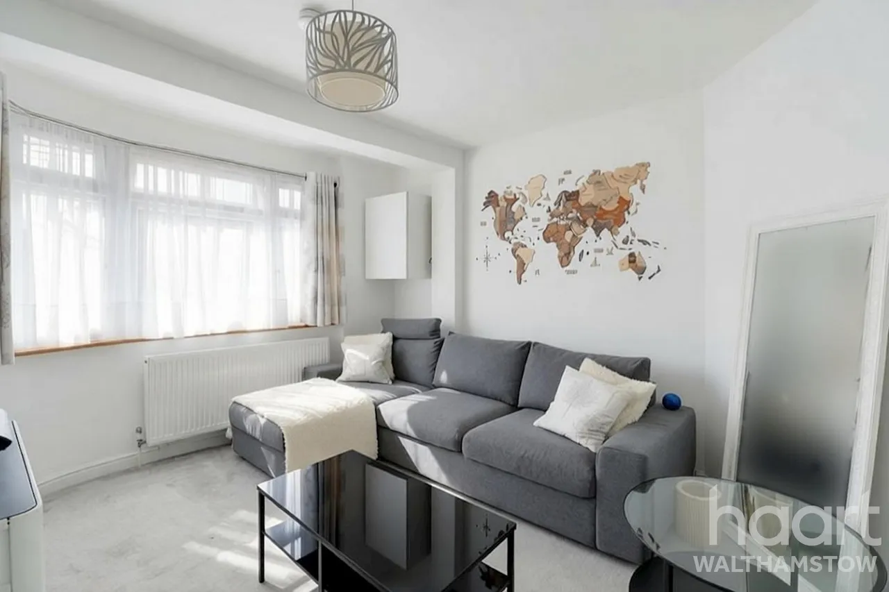Kingsley Gardens, Chingford, E4, photo 5