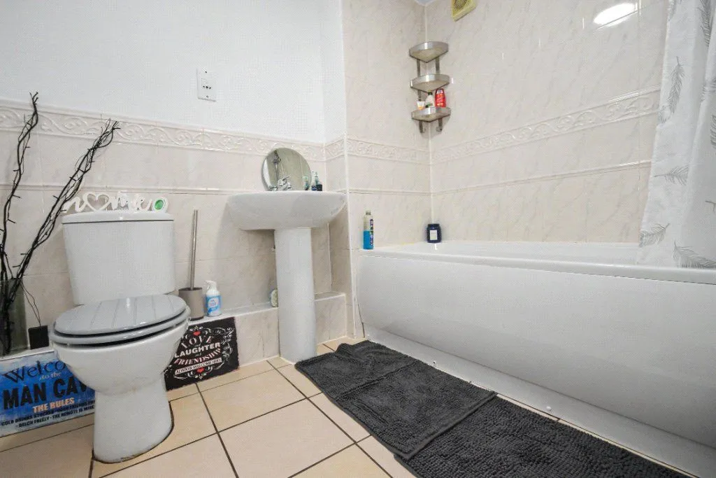Moorcroft Court, Ossett, WF5, photo 8