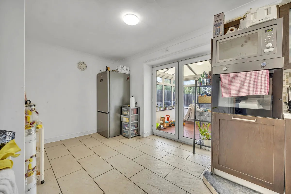 Burrow Road, Chigwell, IG7 4NL, photo 8
