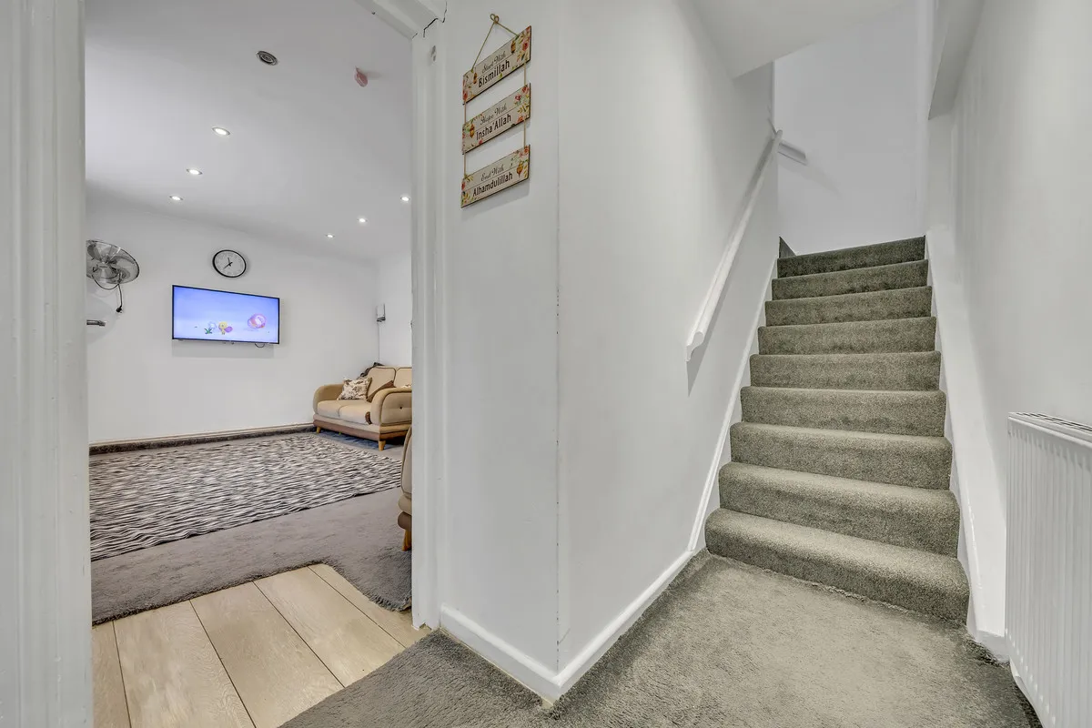 Burrow Road, Chigwell, IG7 4NL, photo 5