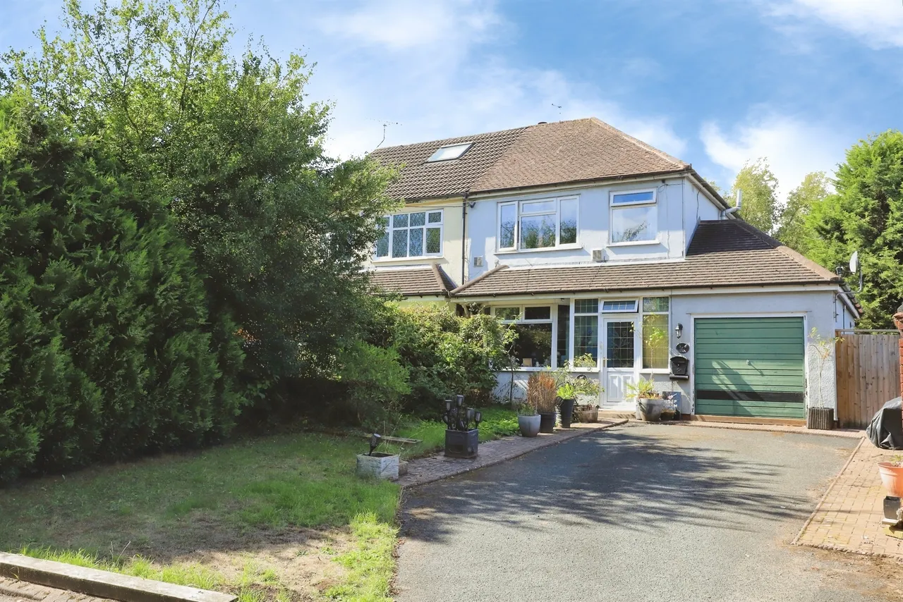3 bed house for sale — Ball Lane, Coven Heath, Wolverhampton