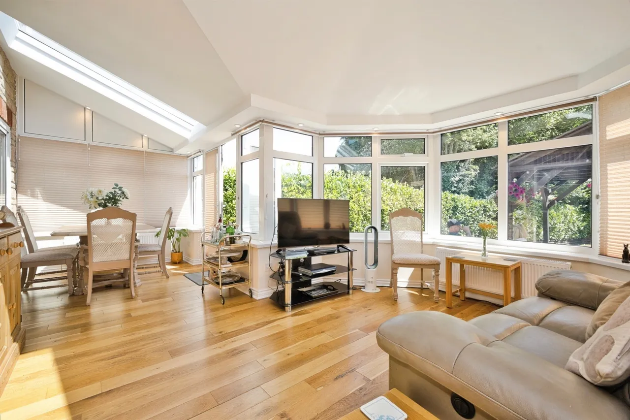 Wraxhill Road, YEOVIL, photo 5