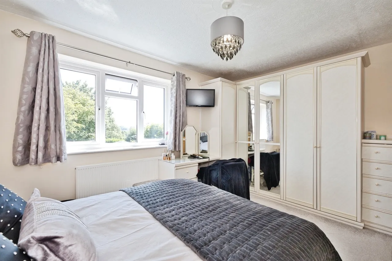 Wraxhill Road, YEOVIL, photo 11