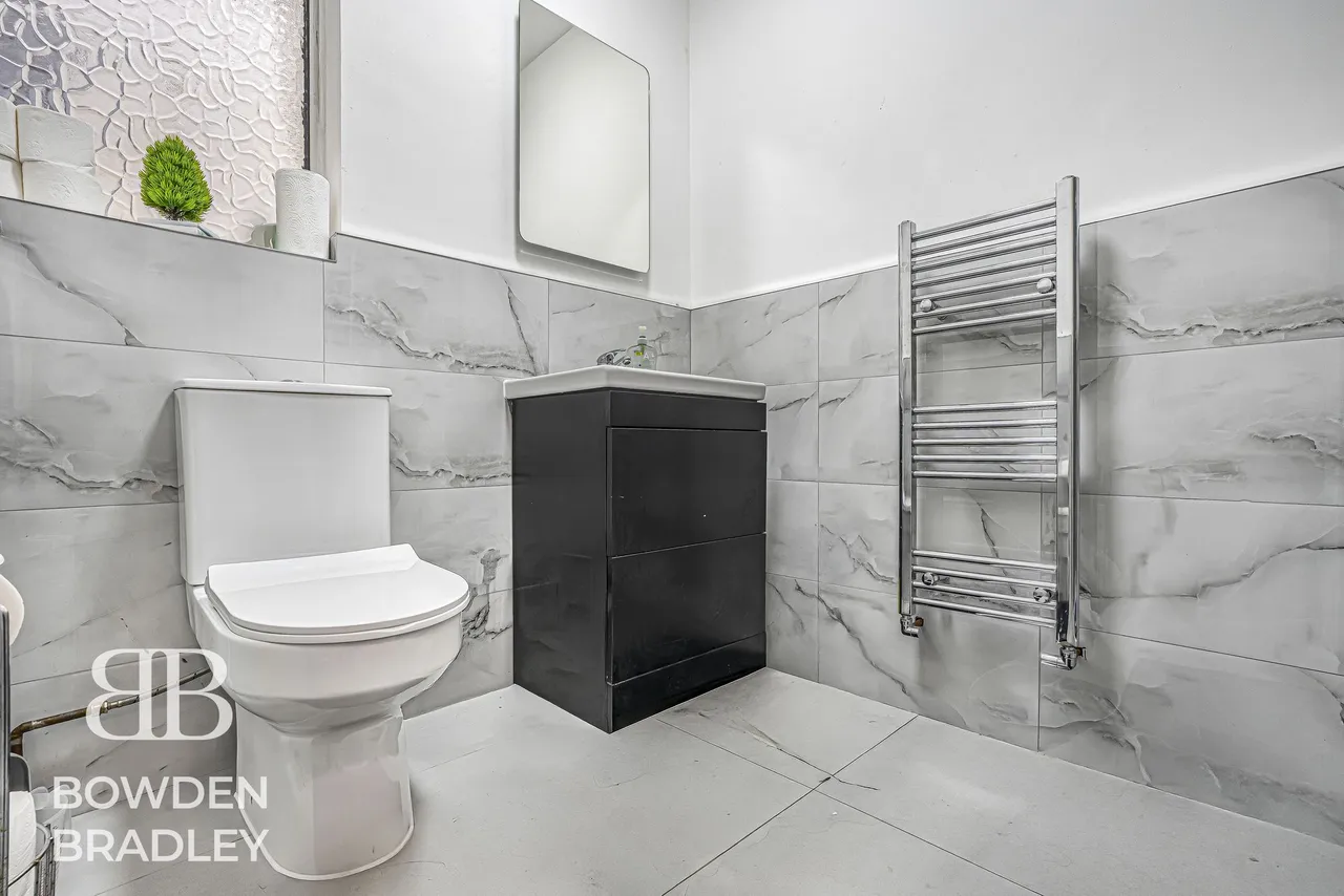Marlands Road, Clayhall, IG5, photo 9