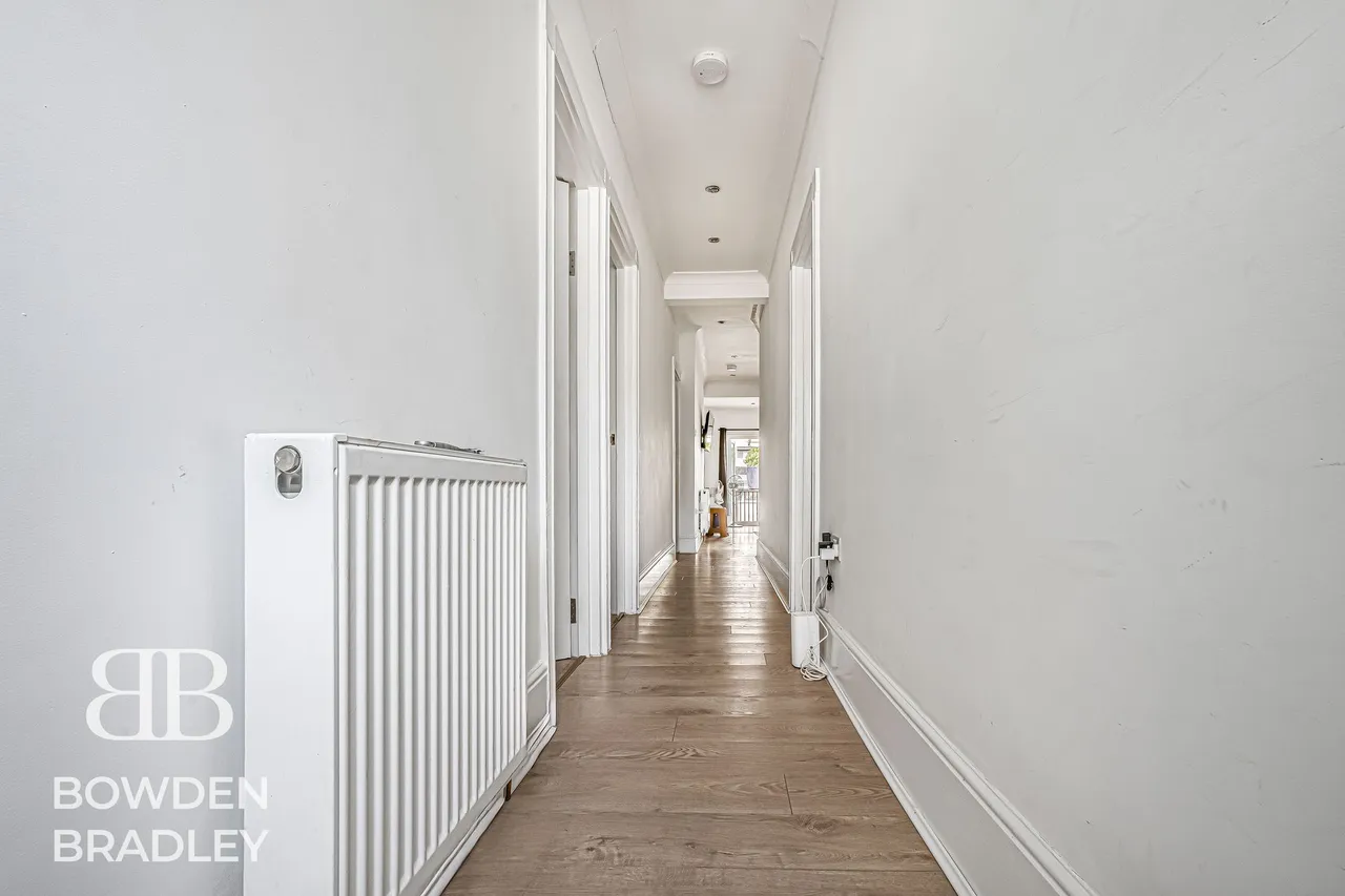 Marlands Road, Clayhall, IG5, photo 7