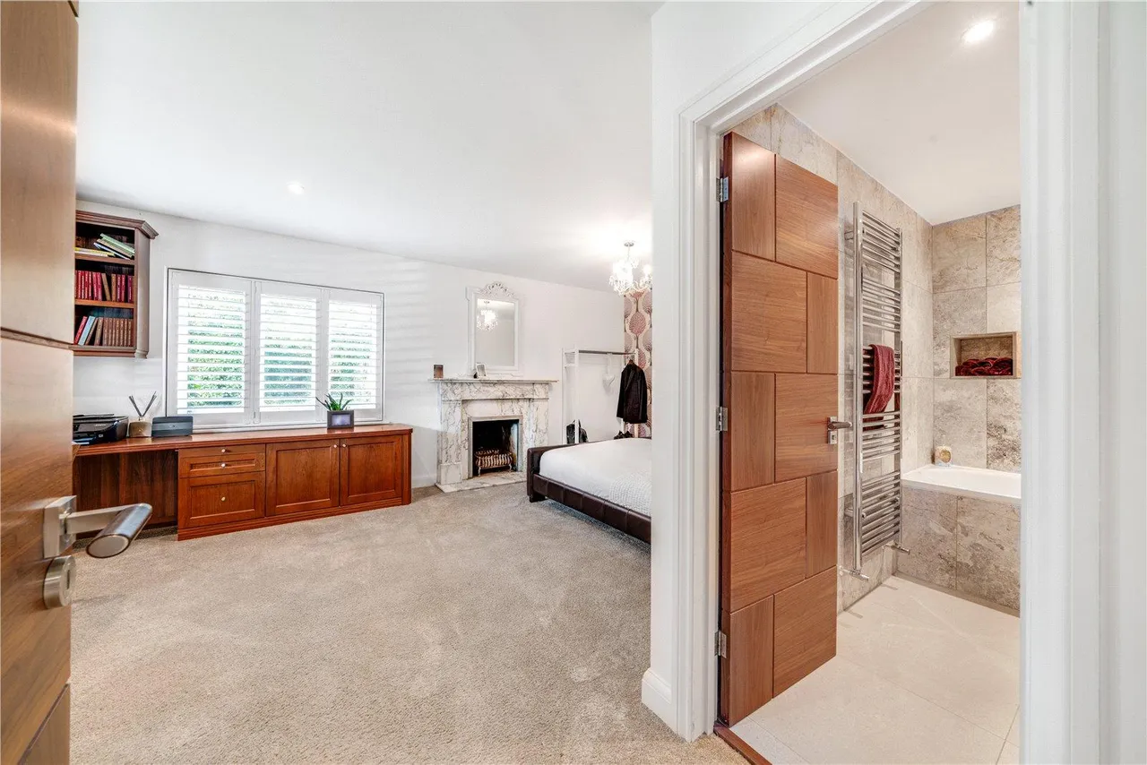 sq ft. Perfect for multi-generational, photo 21