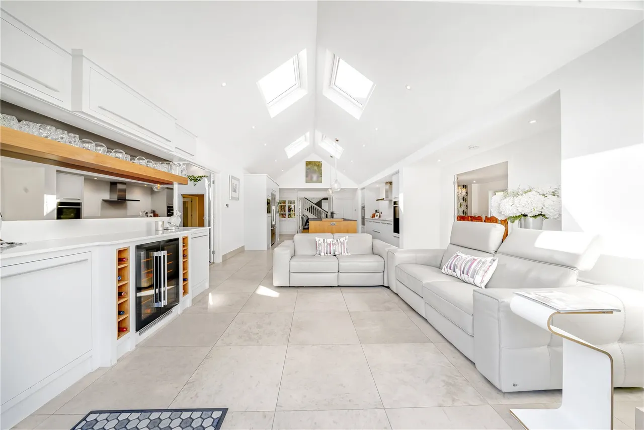 sq ft. Perfect for multi-generational, photo 7