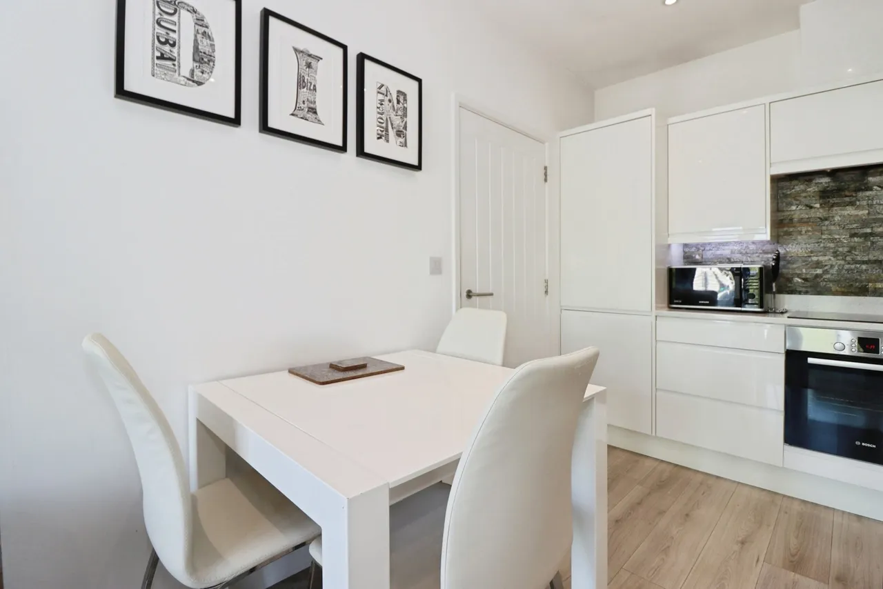 Hanham Road, Kingswood, Bristol, BS15, photo 5