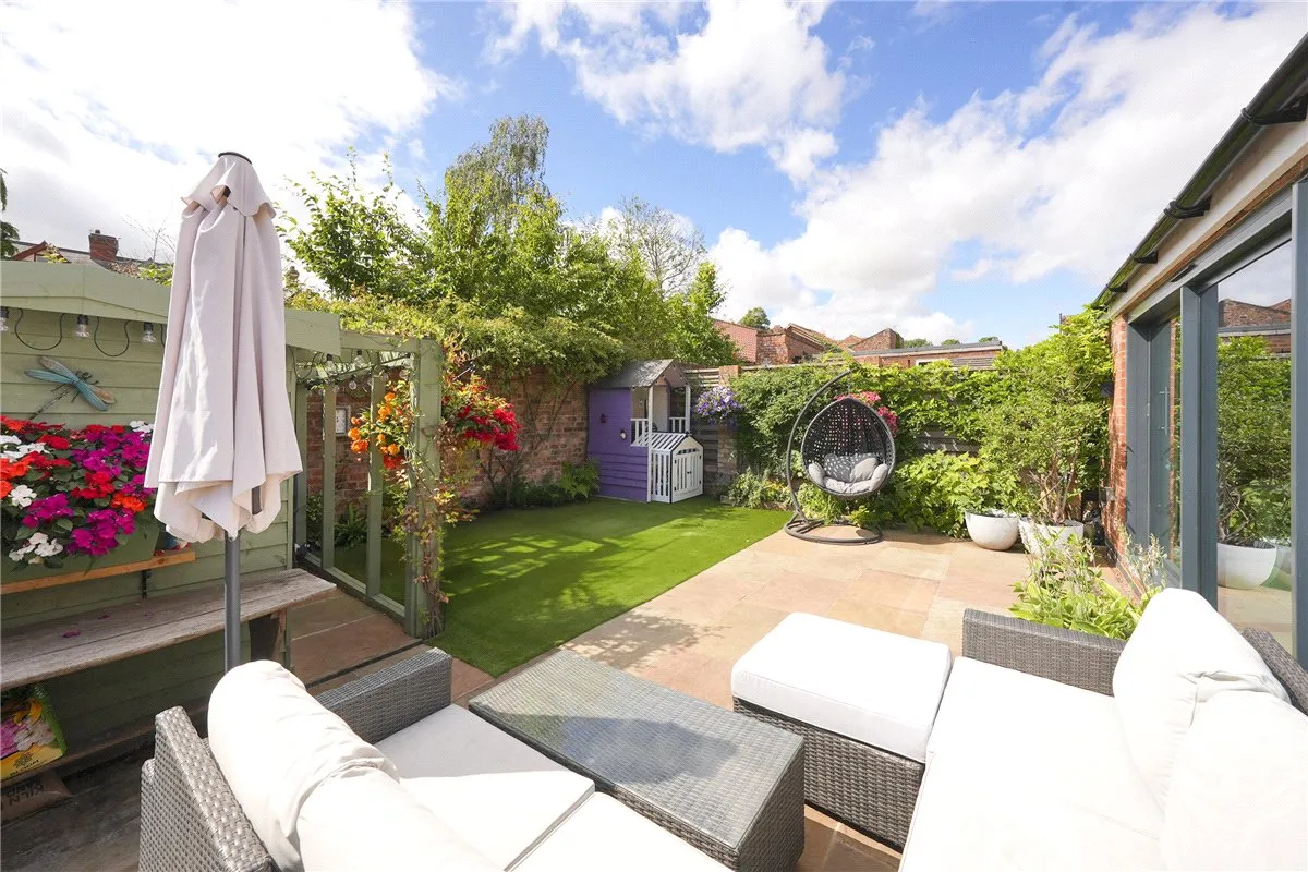Moorgarth Avenue, York, YO24, photo 3
