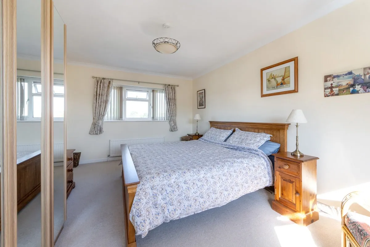 Sandilands Close, East Stour, SP8, photo 13