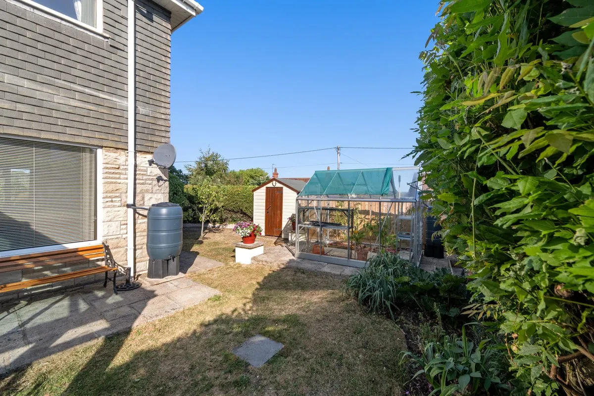 Sandilands Close, East Stour, SP8, photo 20