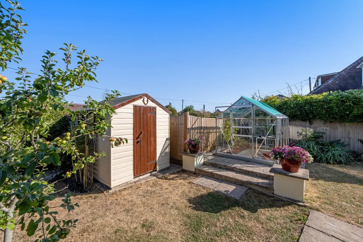 Sandilands Close, East Stour, SP8, photo 19