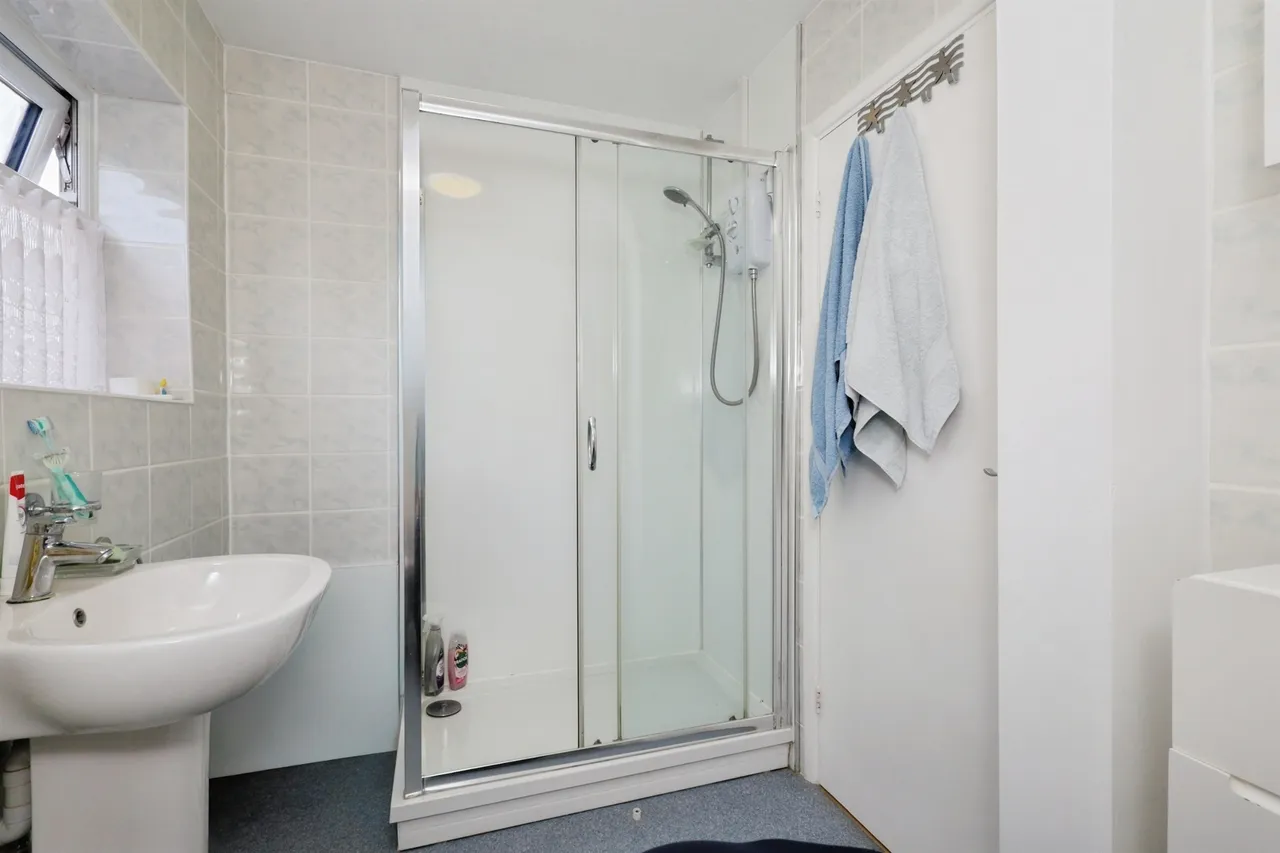 Paddock Gardens, Polegate, photo 8