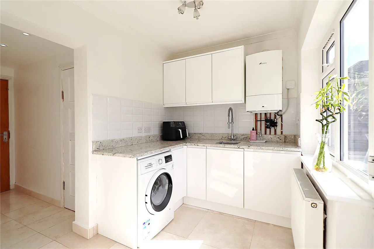 Elsa Road, Welling, DA16, photo 27