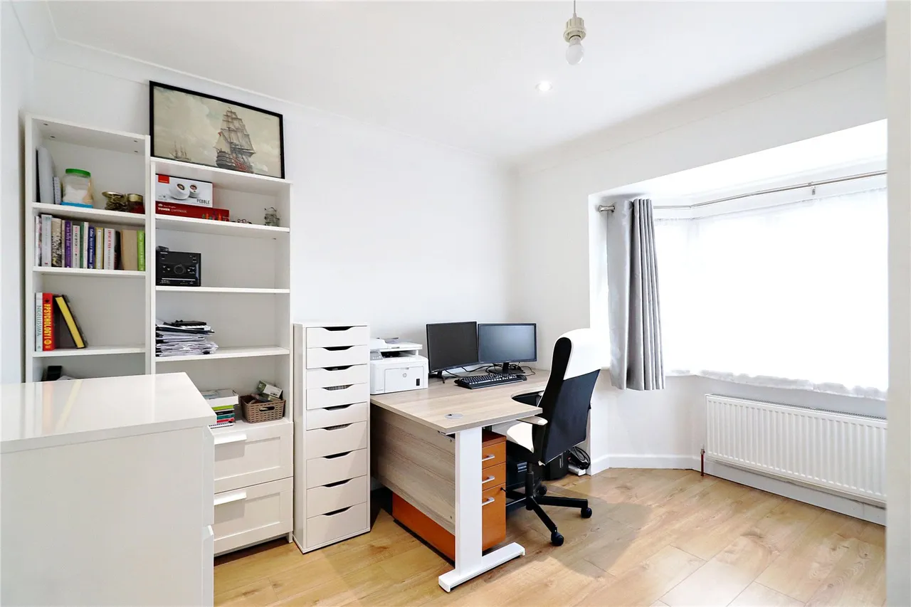 Elsa Road, Welling, DA16, photo 43