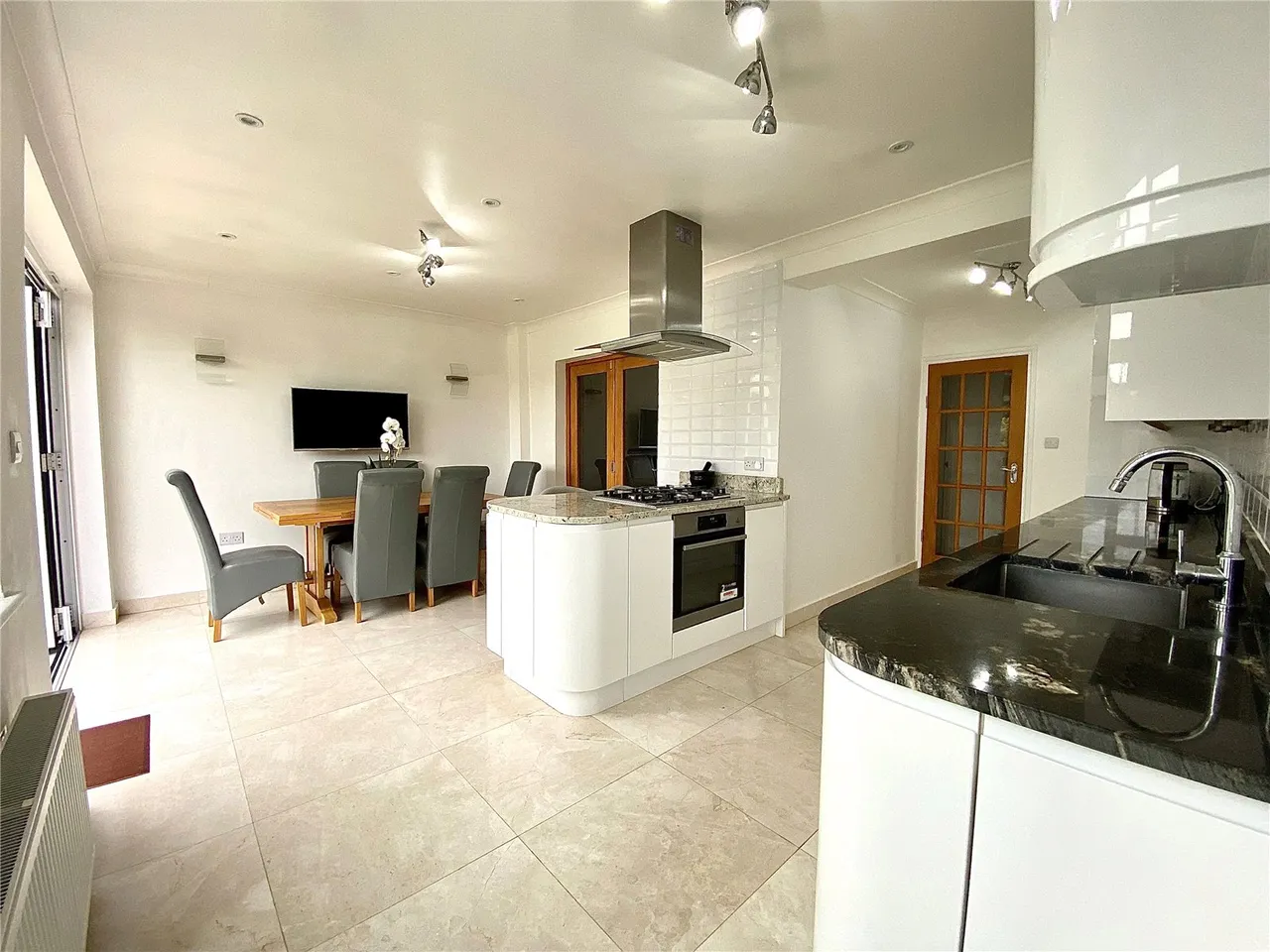 Elsa Road, Welling, DA16, photo 17