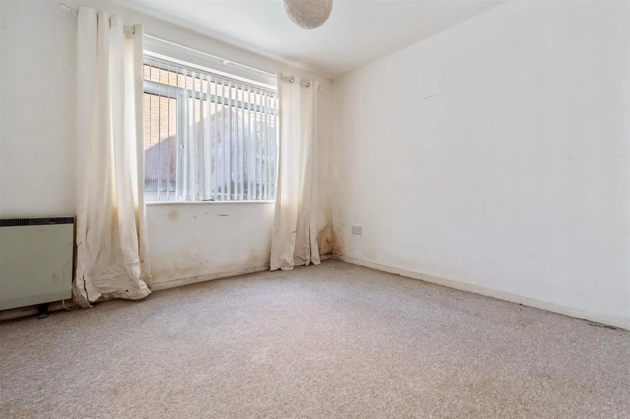 Victoria Road, Worthing, photo 3