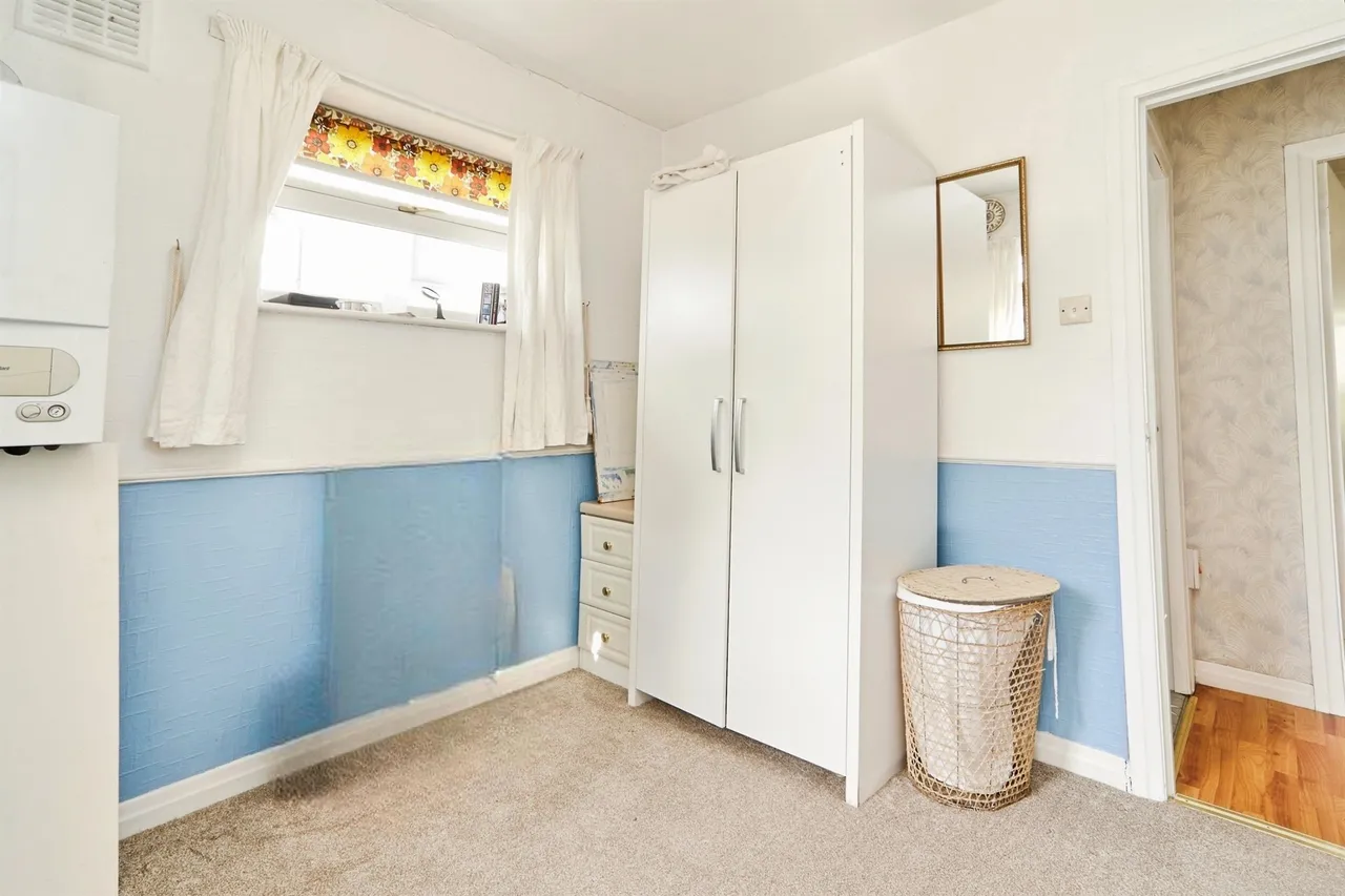 Kirkwood Lane, Leeds, LS16, photo 7
