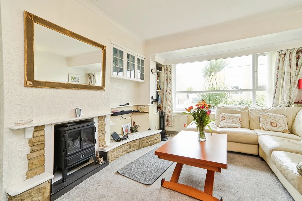 Kirkwood Lane, Leeds, LS16, photo 2