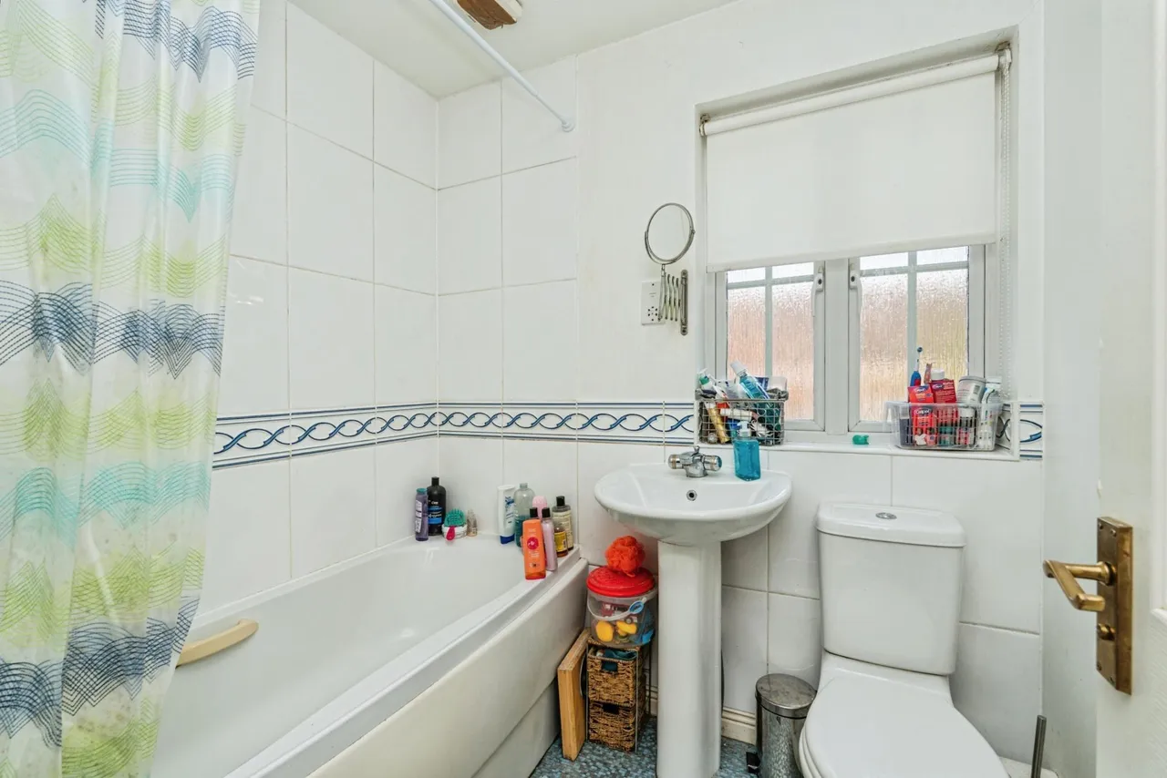 Victoria Way, Liphook, GU30, photo 13