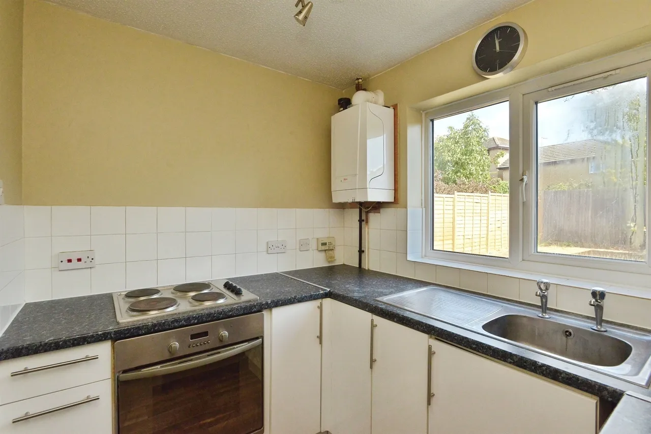 Chevalier Grove, Crownhill, Milton Keynes, photo 4