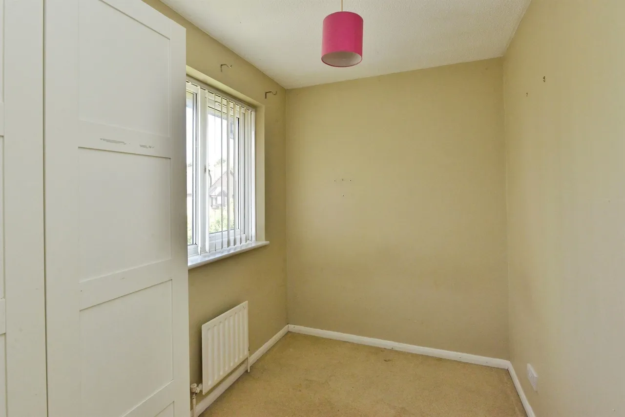 Chevalier Grove, Crownhill, Milton Keynes, photo 7