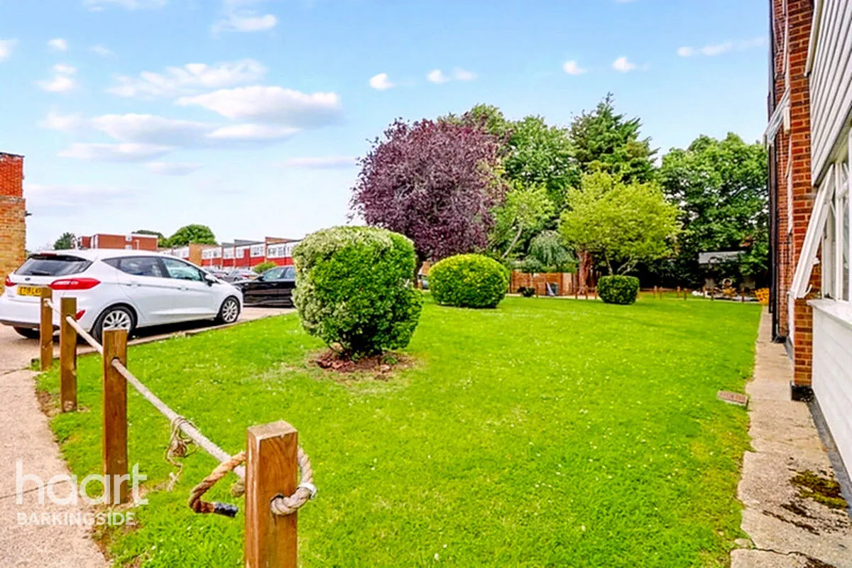 Long Green, Chigwell, IG7, photo 7
