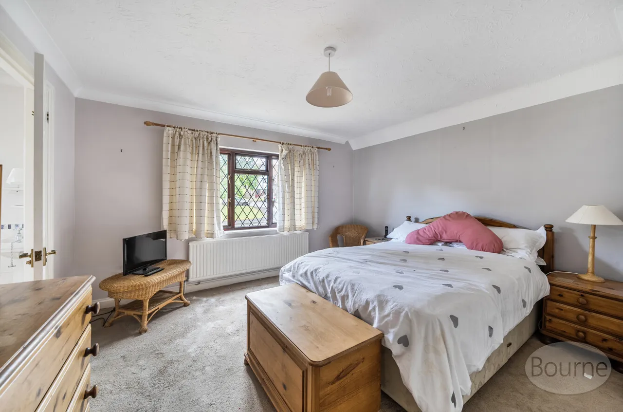 Broad Ha'penny, Wrecclesham, GU10, photo 6