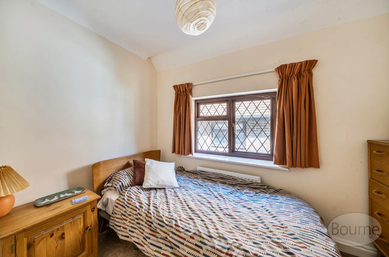 Broad Ha'penny, Wrecclesham, GU10, photo 16