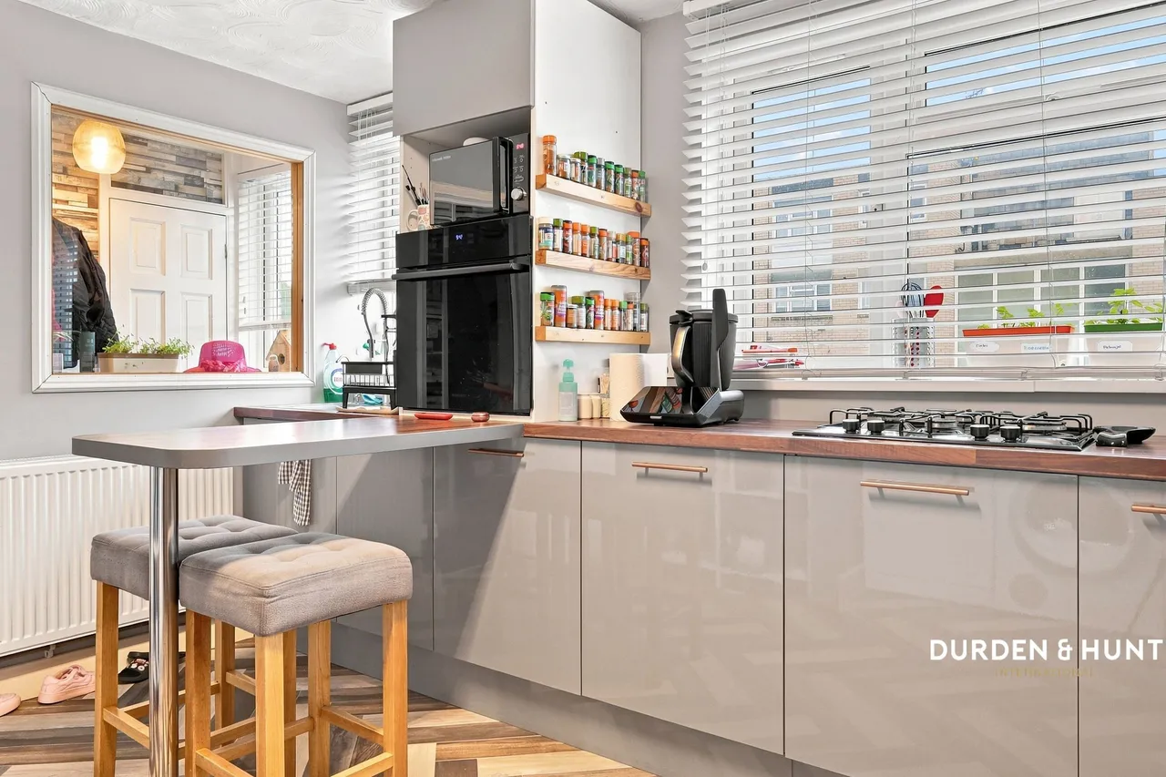 Highwood Lane, Loughton, IG10, photo 6
