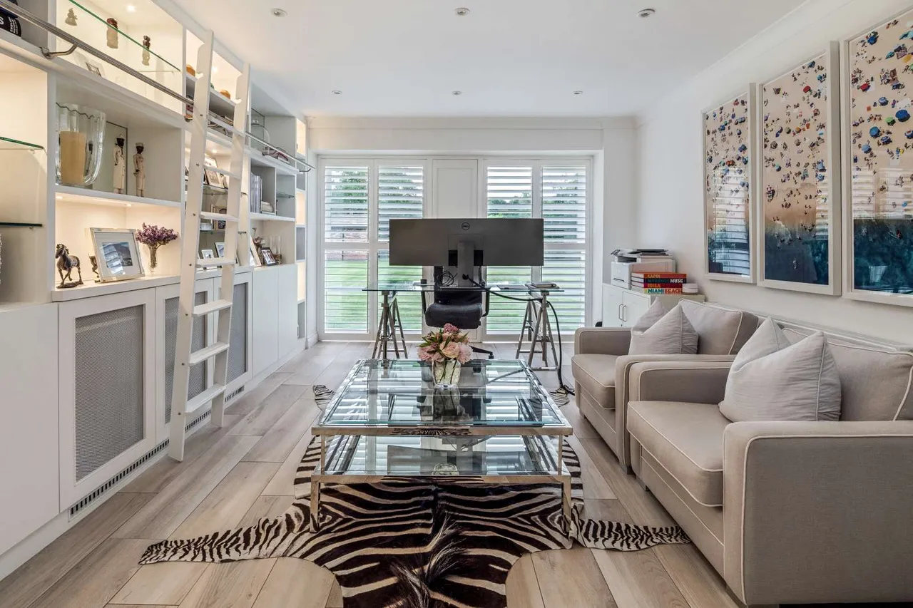 Bollington Lane, Nether Alderley, Macclesfield, Cheshire, SK10 4TB, photo 11