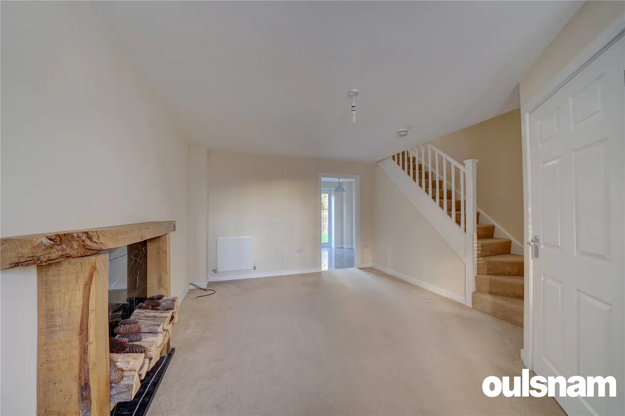 Cuphill Close, Droitwich, Worcestershire, WR9 7GD, photo 2