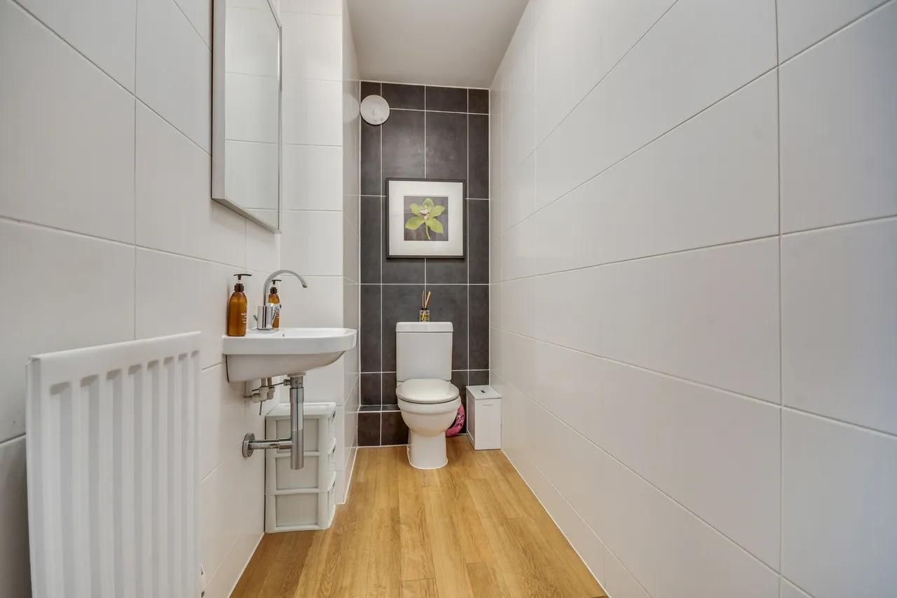 25 Galleywood Road, Great Baddow, Chelmsford, Essex, CM2 8DH, photo 8