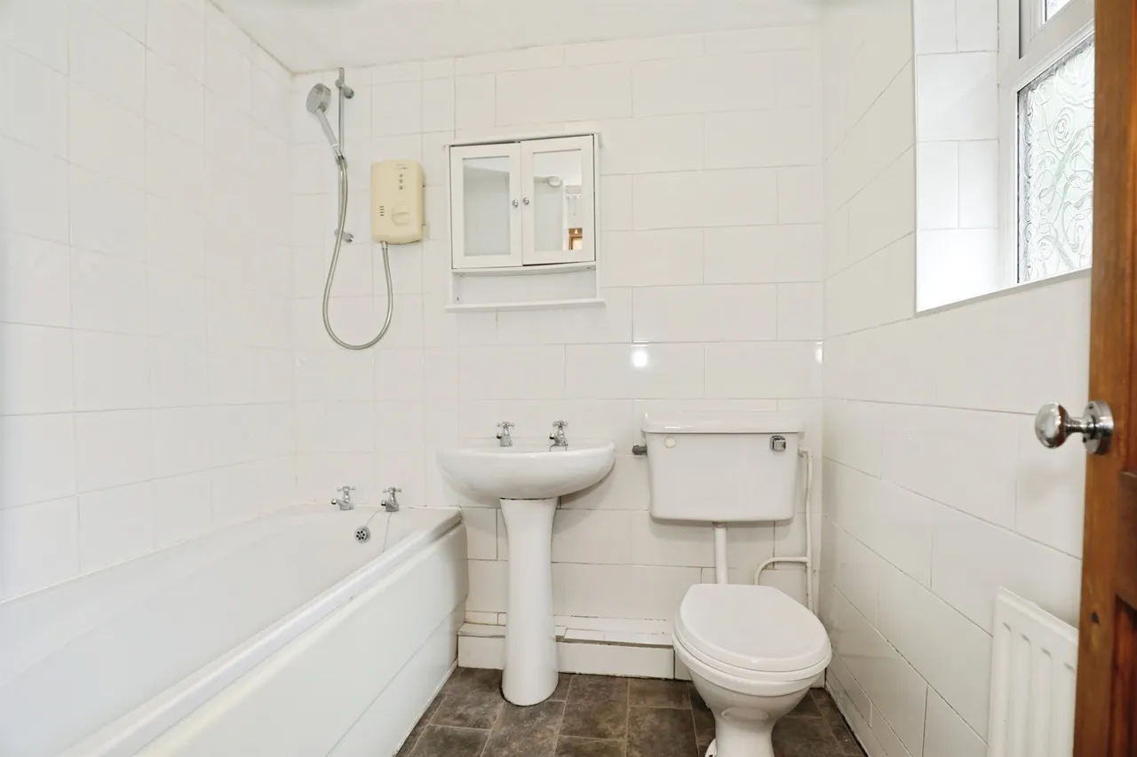 Solvay Road, Northwich, CW8, photo 13