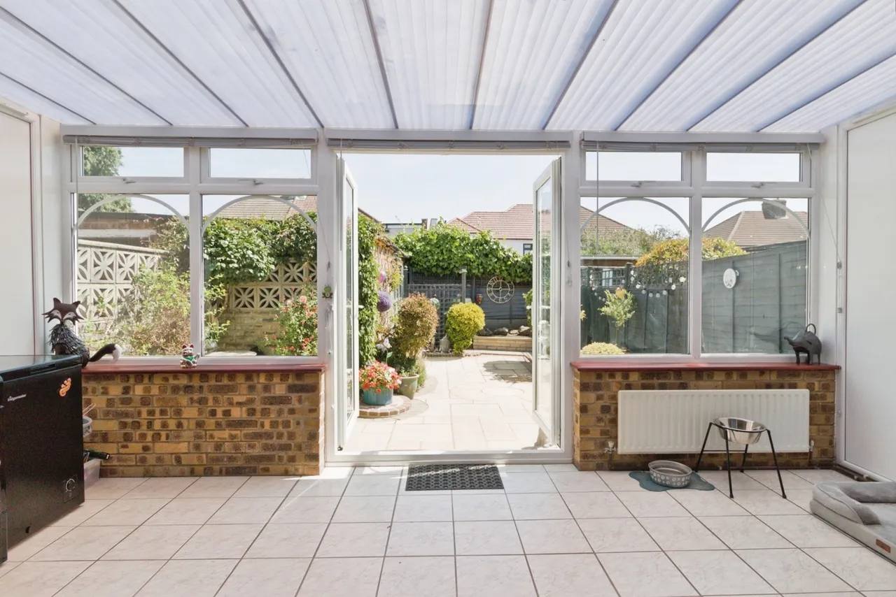 Dorothy Evans Close, Bexleyheath, DA7, photo 4