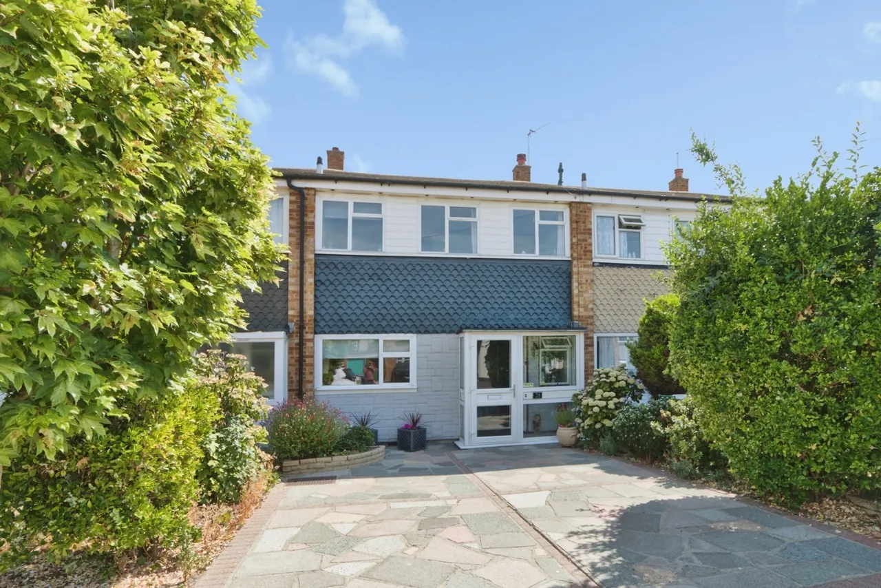 3 bed house for sale, Dorothy Evans Close, Bexleyheath, DA7
